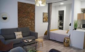 Apartamentos Suites Cariatide