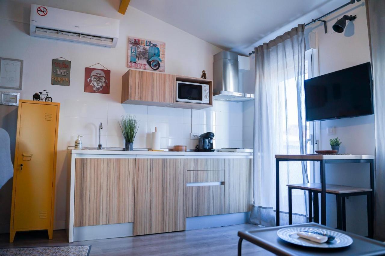 Apartamentos Suites Cariatide Plasencia Buitenkant foto