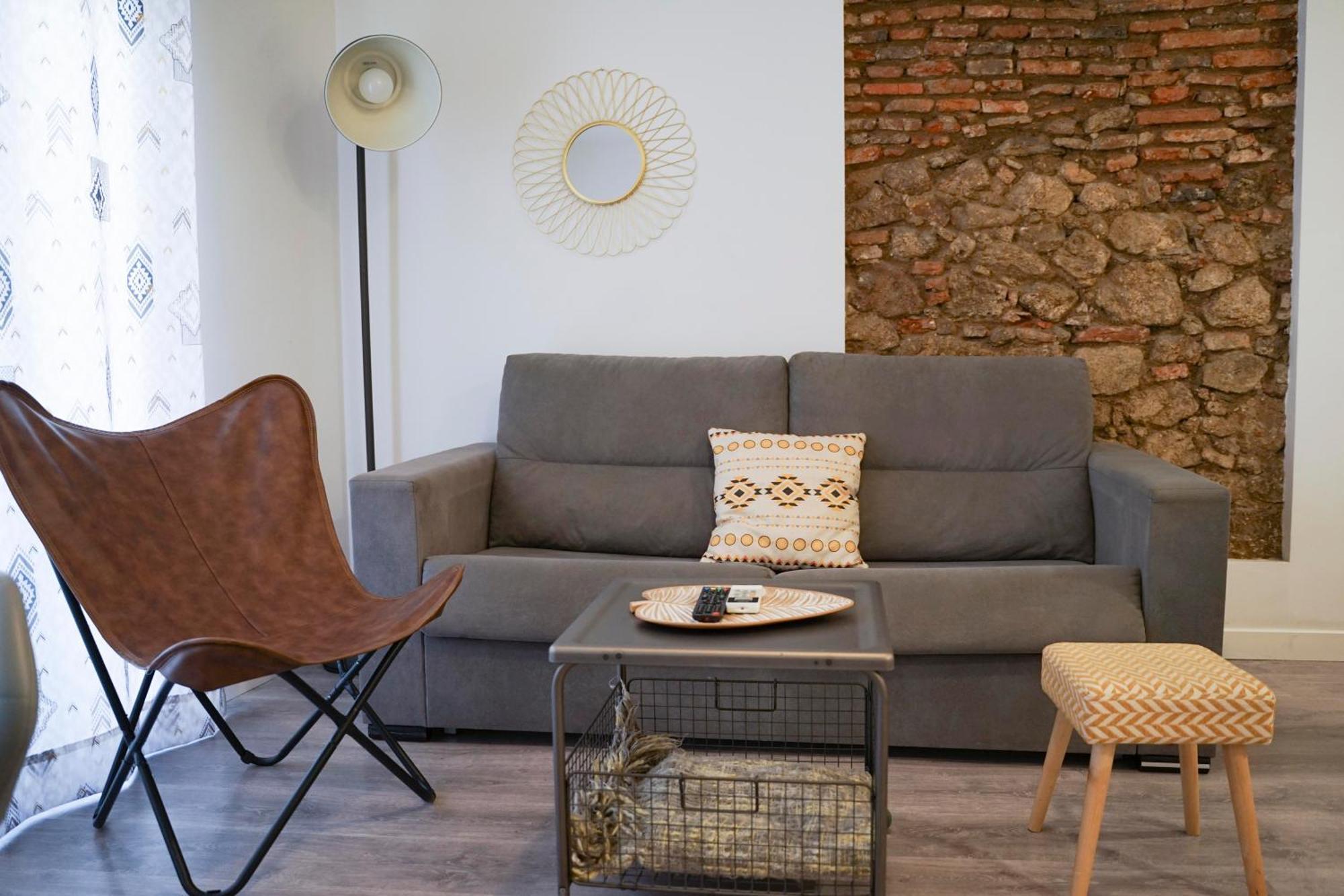 Apartamentos Suites Cariatide Plasencia Buitenkant foto