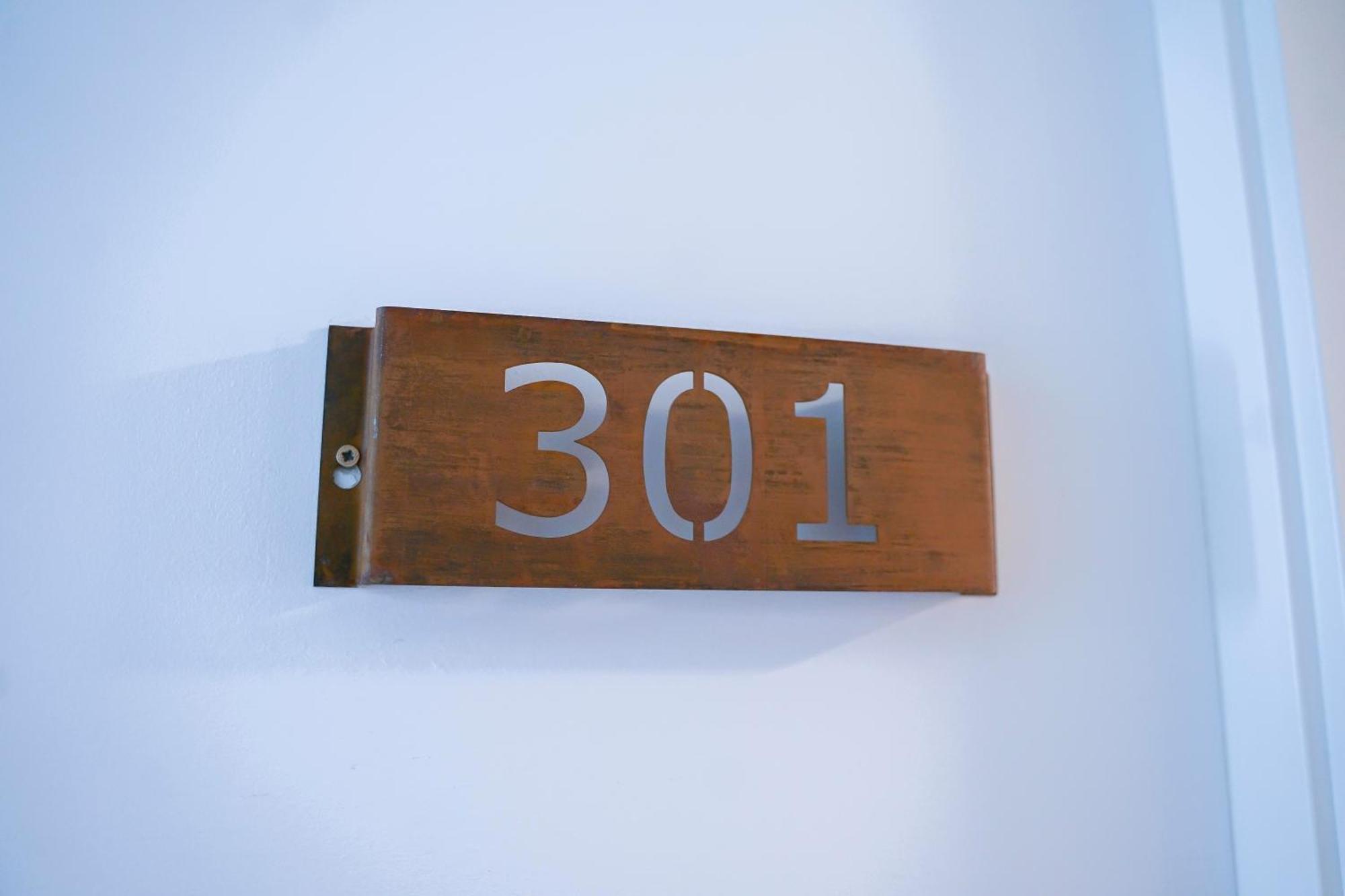 Apartamentos Suites Cariatide Plasencia Buitenkant foto
