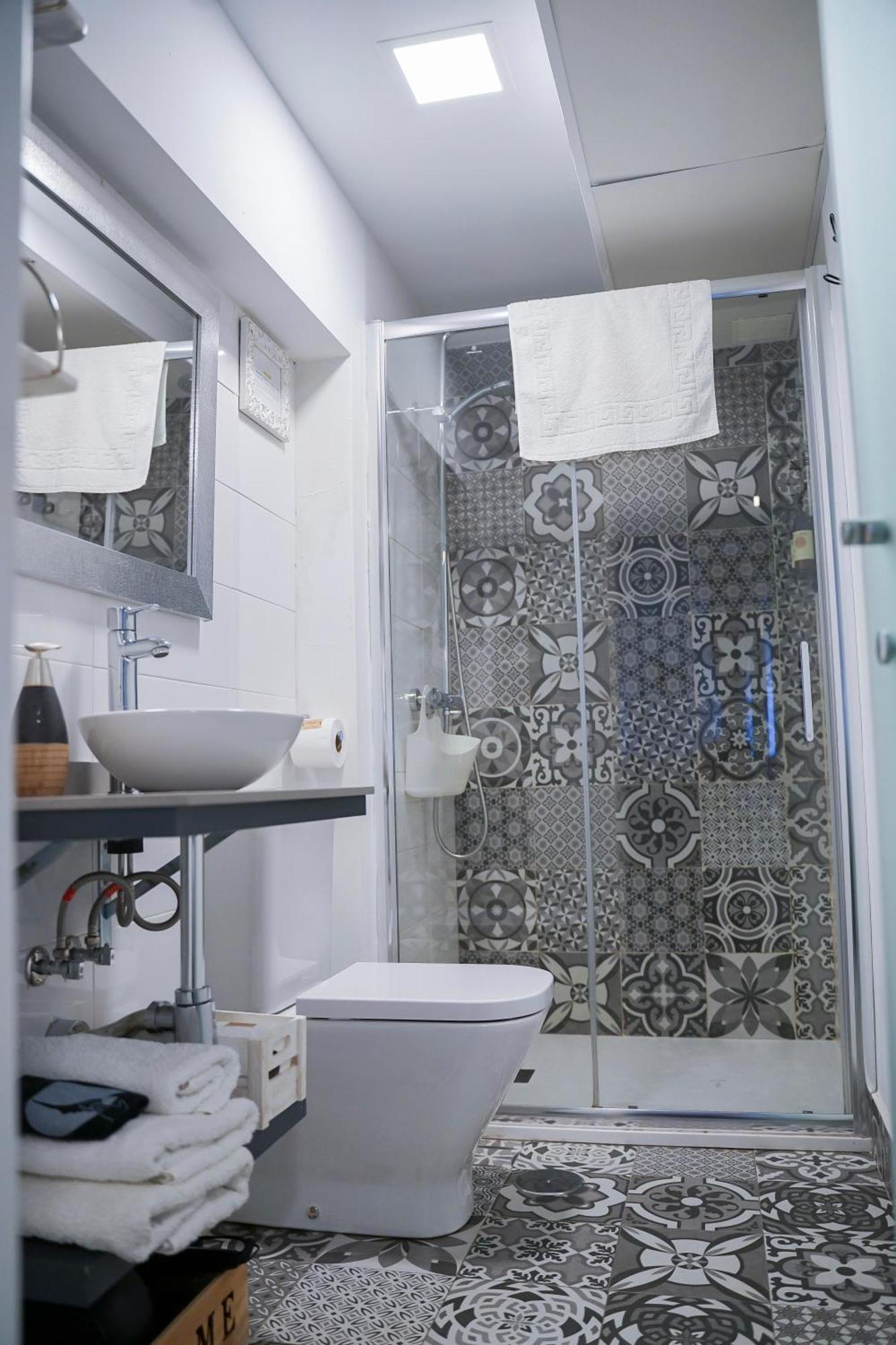 Apartamentos Suites Cariatide Plasencia Buitenkant foto