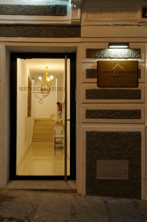 Apartamentos Suites Cariatide Plasencia Buitenkant foto