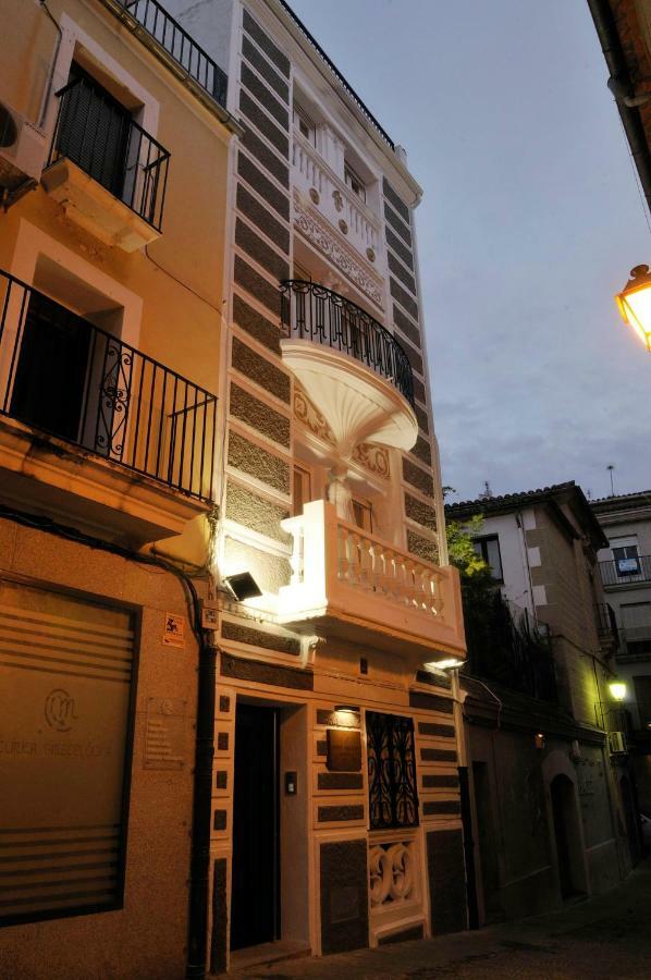 Apartamentos Suites Cariatide Plasencia Buitenkant foto